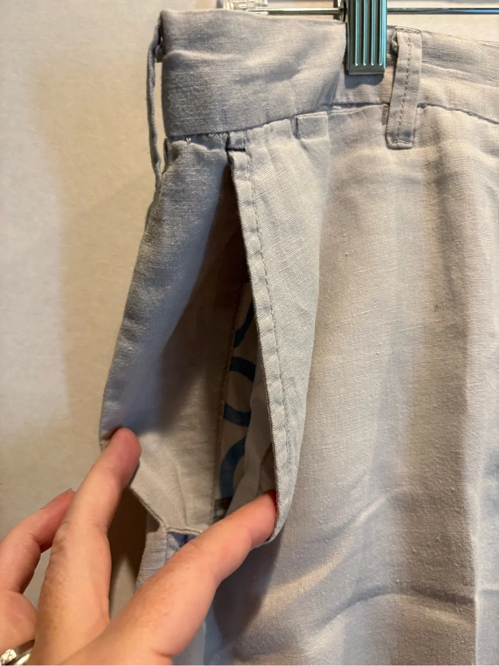 Ganesh - Men's Flat Front Linen Shorts. Size 40. Off White